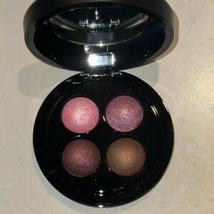 BNIB M.A.C Mineralize Quad eyeshadows in “Medley of Mauves”